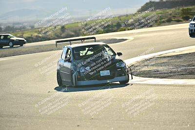 media/Dec-13-2025-Extreme Speed (Sat) [[d129ecb0b9]]/Beginner/Session 3 (Turn 5)/